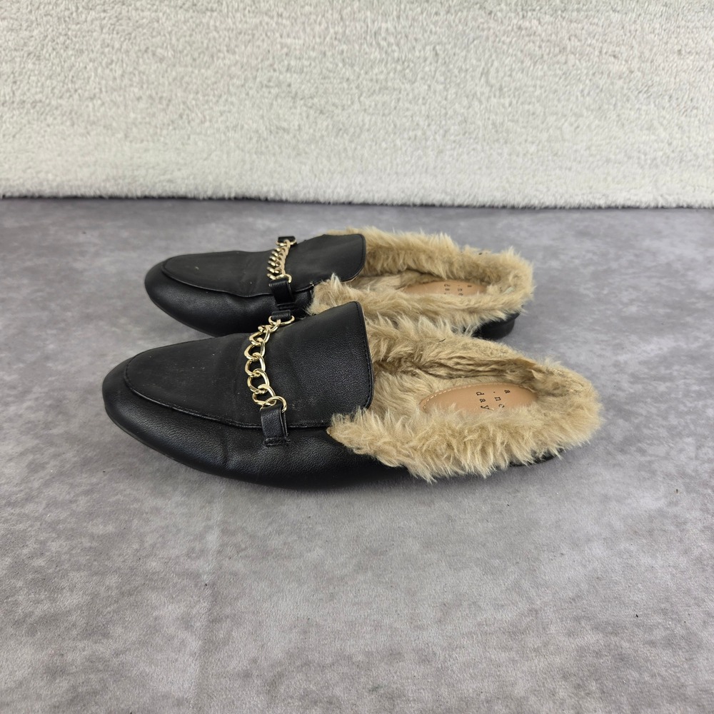 A New Day Womens Black Faux Leather Fur Lined Gold Chain Mules Slides Shoes